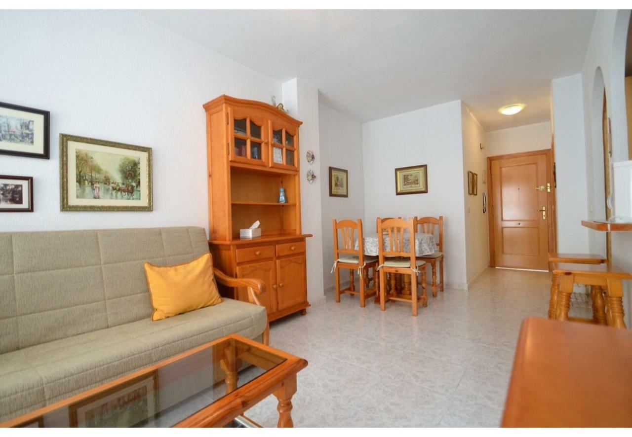 6 Del Cura Beach Торевьиа Экстерьер фото